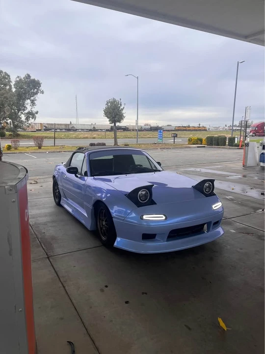 1992 Mazda NA MX-5 Miata - Image 2 of 8