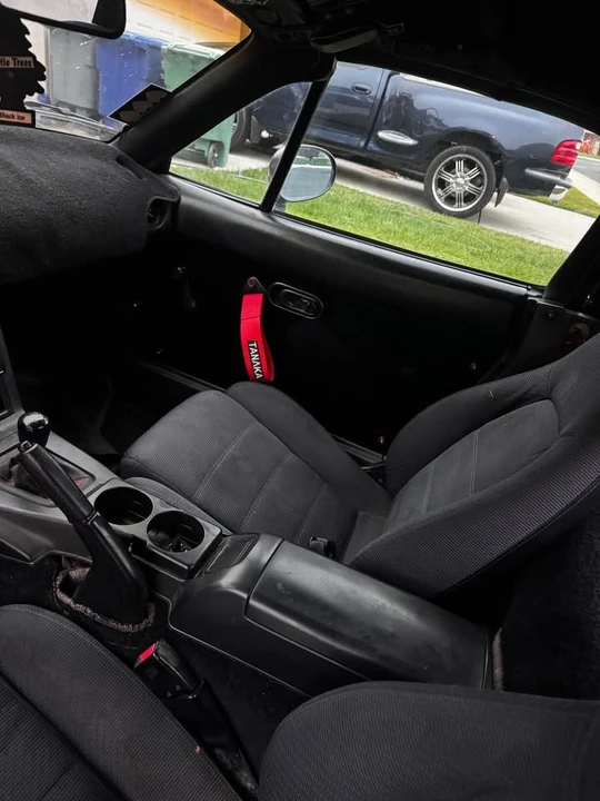 1992 Mazda NA MX-5 Miata - Image 8 of 9
