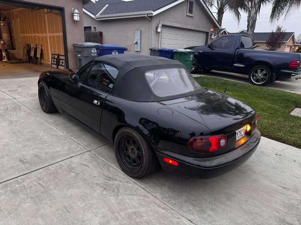 1992 Mazda NA MX-5 Miata - Image 4 of 9