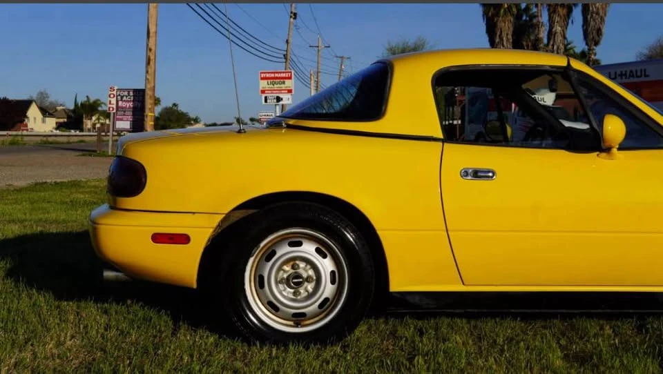 1992 Mazda NA MX-5 Miata - Image 4 of 14