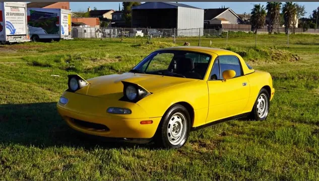 1992 Mazda MX-5 Miata Convertible