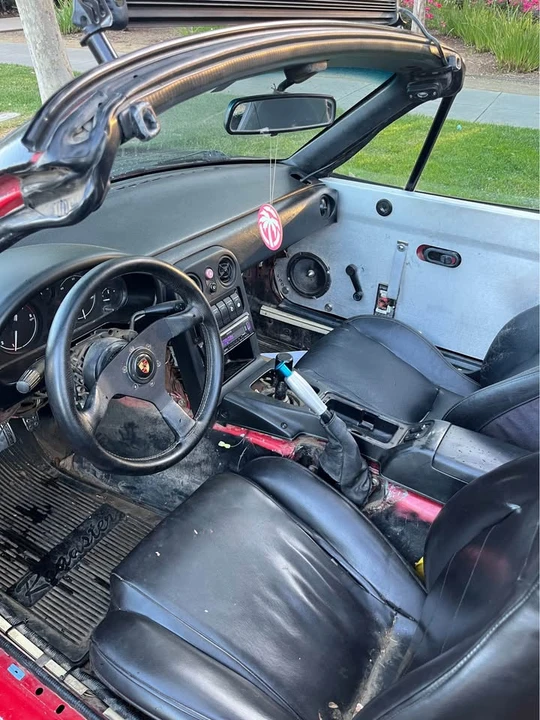 1992 Mazda NA MX-5 Miata - Image 10 of 13