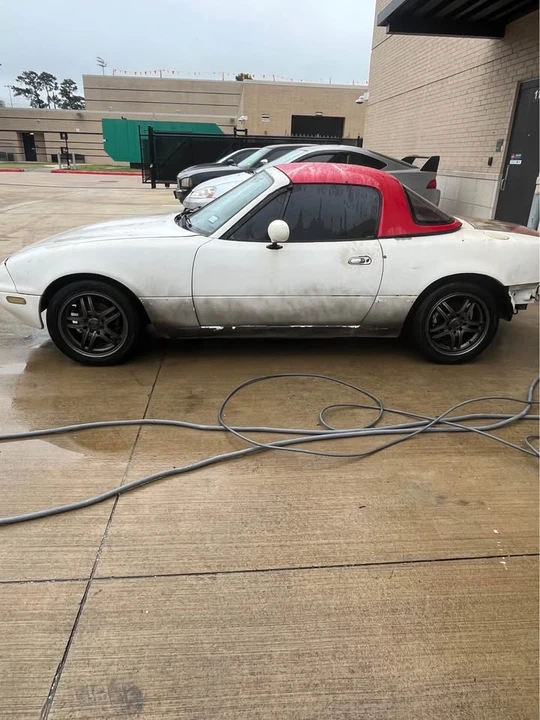 1992 Mazda NA MX-5 Miata - Image 6 of 14