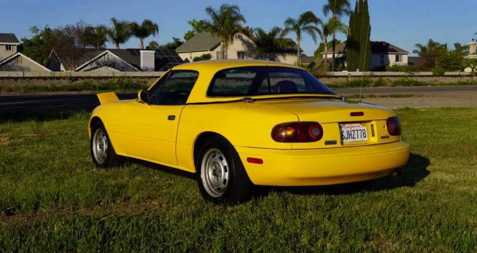 1992 Mazda NA MX-5 Miata - Image 2 of 13
