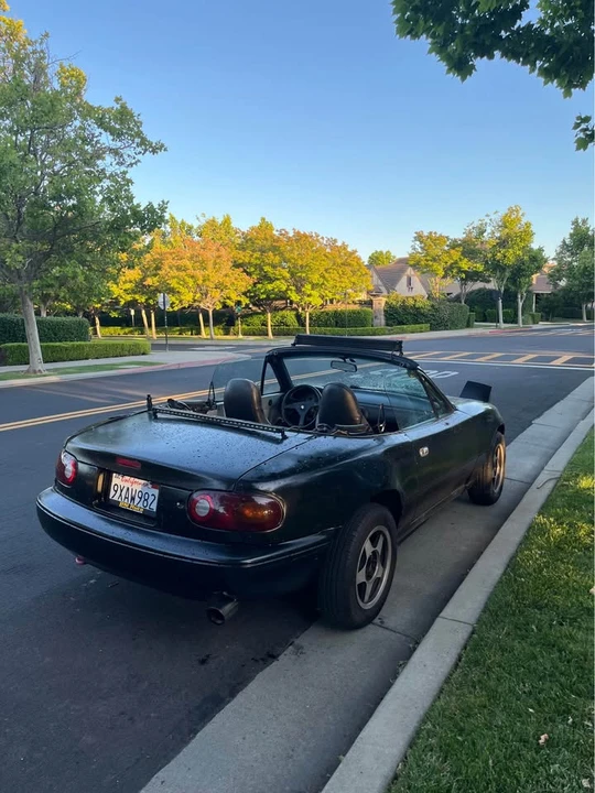 1992 Mazda NA MX-5 Miata - Image 5 of 13