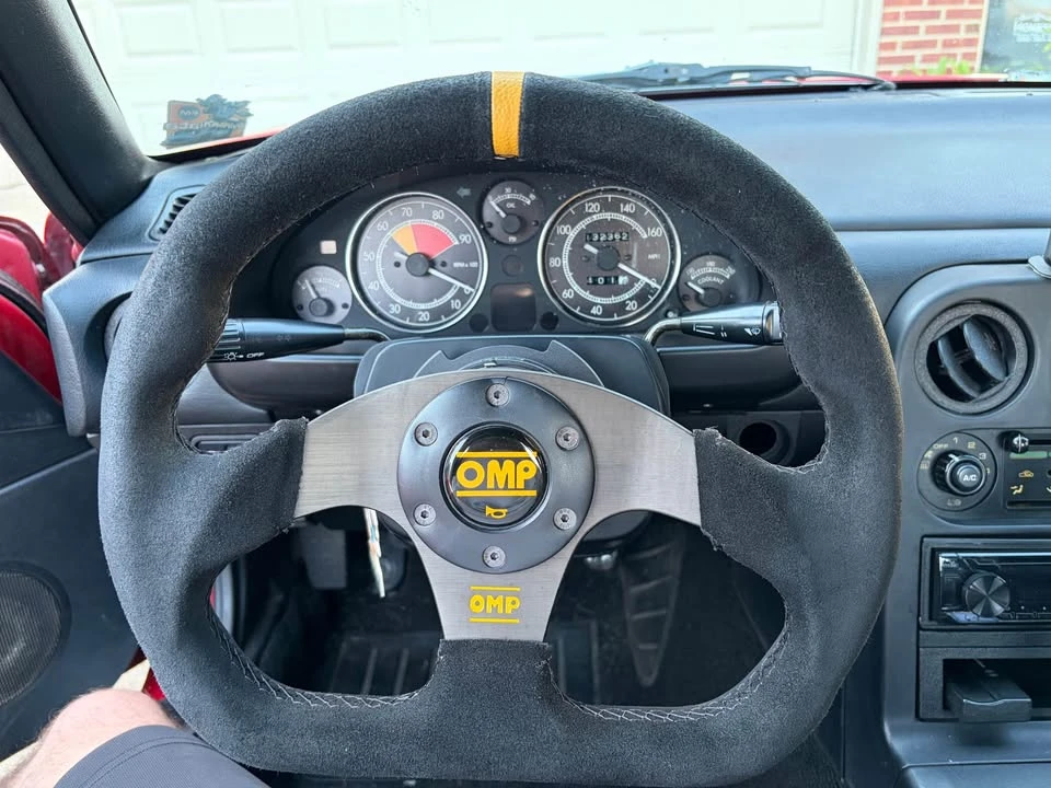 1992 Mazda NA MX-5 Miata - Image 5 of 11