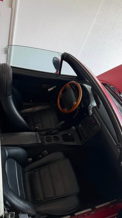 1992 Mazda NA MX-5 Miata - Image 7 of 10
