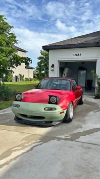 1992 Mazda MX-5 Miata Convertible 2D
