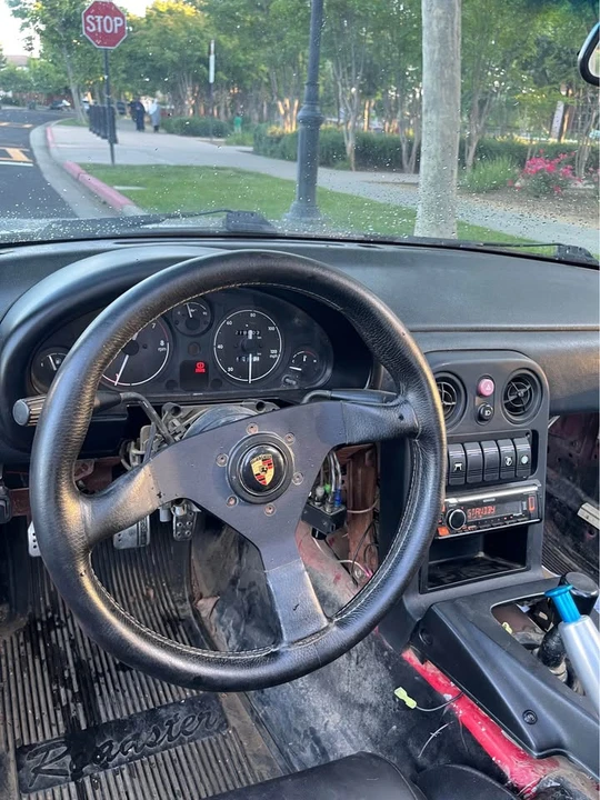 1992 Mazda NA MX-5 Miata - Image 8 of 11
