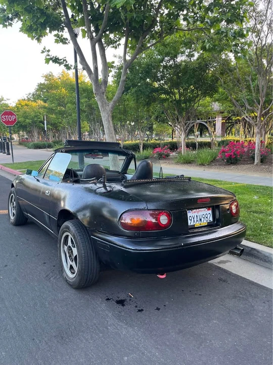 1992 Mazda NA MX-5 Miata - Image 6 of 12