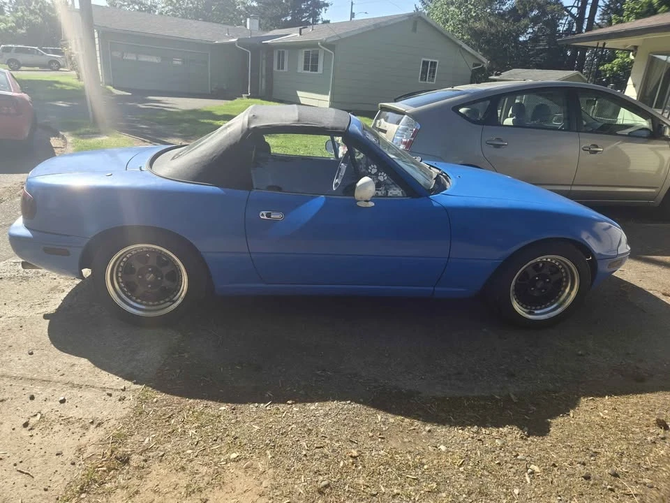 1992 Mazda NA MX-5 Miata - Image 5 of 16