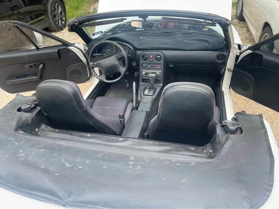 1992 Mazda NA MX-5 Miata - Image 4 of 17