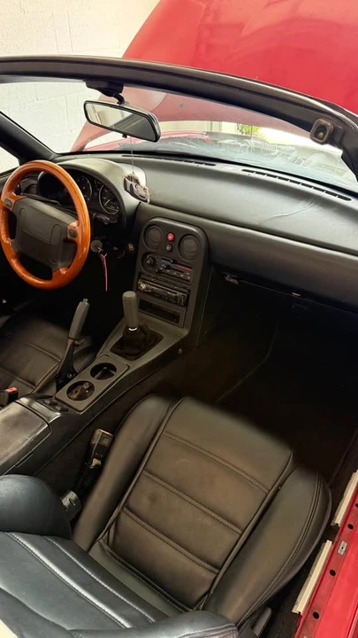 1992 Mazda NA MX-5 Miata - Image 8 of 10