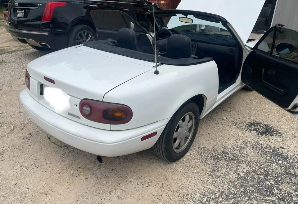1992 Mazda NA MX-5 Miata - Image 6 of 17