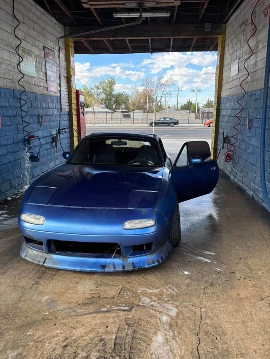 1992 Mazda NA MX-5 Miata - Image 2 of 8