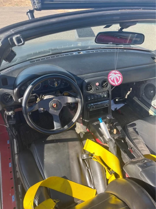 1992 Mazda NA MX-5 Miata - Image 9 of 9