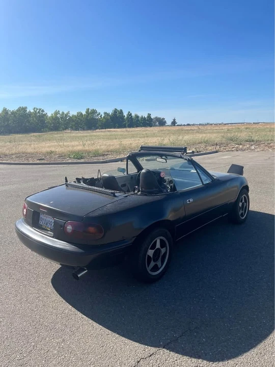 1992 Mazda NA MX-5 Miata - Image 7 of 9