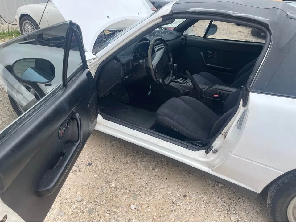 1992 Mazda NA MX-5 Miata - Image 13 of 17
