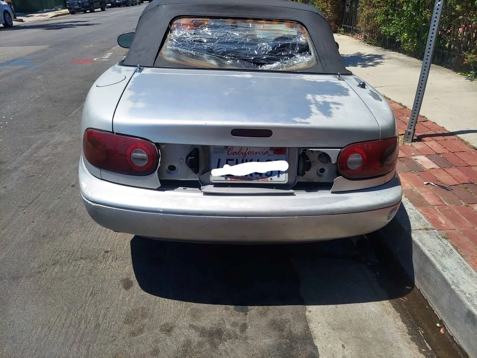 1992 Mazda NA MX-5 Miata - Image 5 of 5
