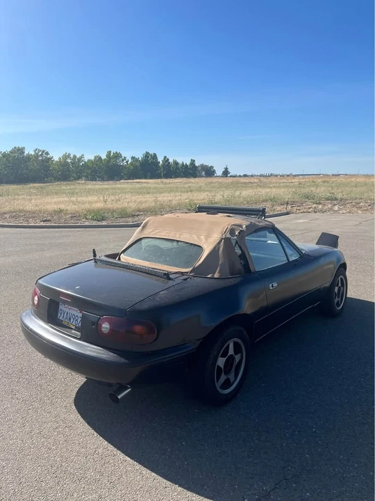 1992 Mazda NA MX-5 Miata - Image 6 of 9