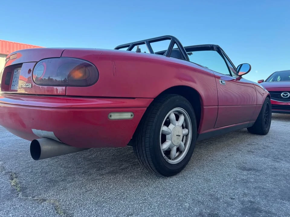 1992 Mazda NA MX-5 Miata - Image 5 of 5