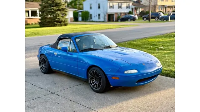 1992 Mazda MX-5 Miata