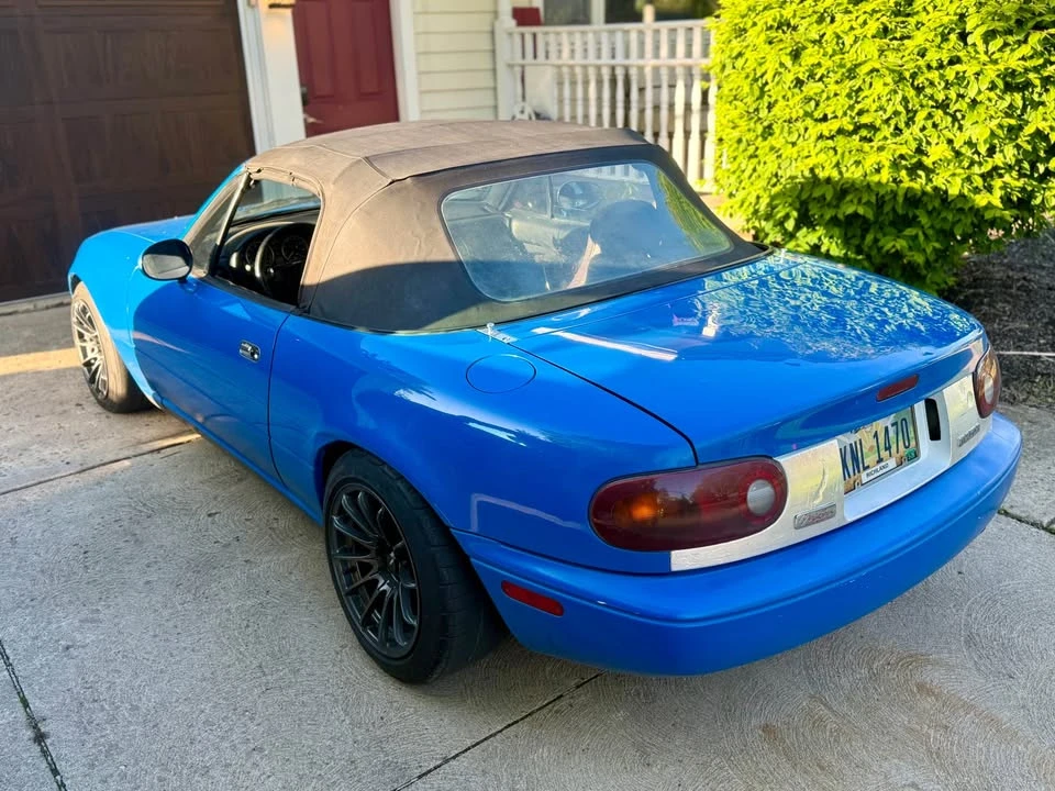 1992 Mazda NA MX-5 Miata - Image 5 of 11