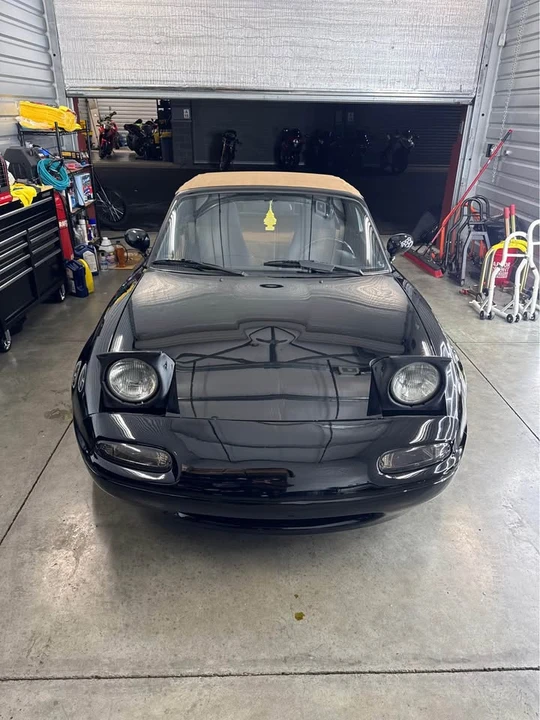 1992 Mazda NA MX-5 Miata - Image 2 of 12