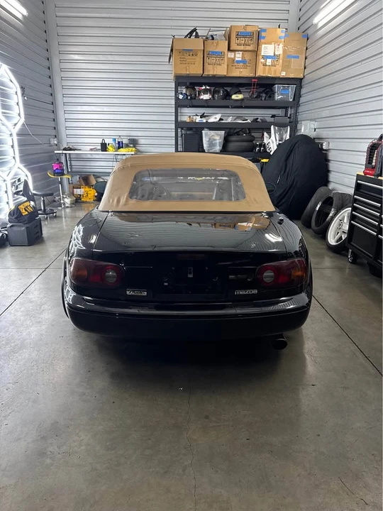 1992 Mazda NA MX-5 Miata - Image 7 of 12