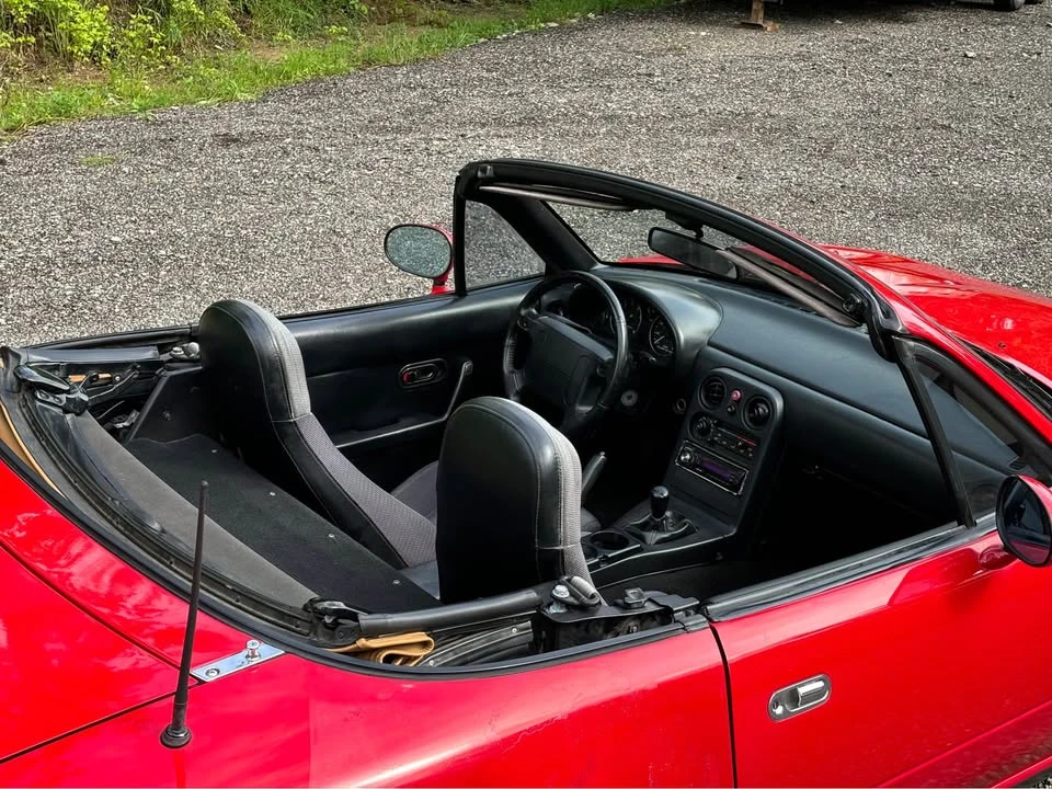 1992 Mazda NA MX-5 Miata - Image 7 of 8