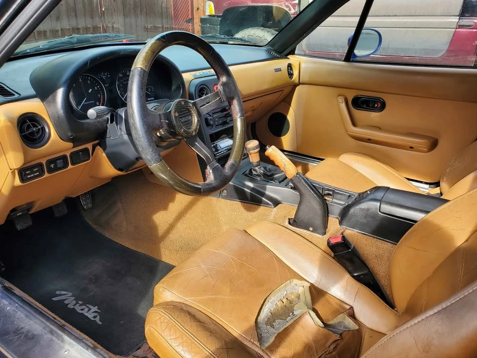 1992 Mazda NA MX-5 Miata - Image 10 of 12