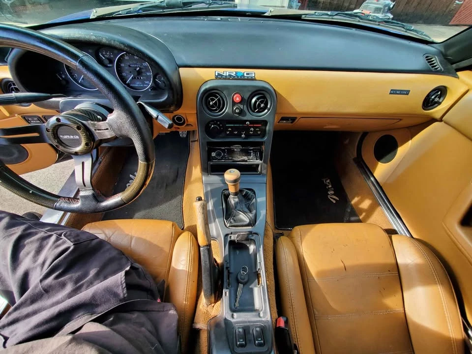 1992 Mazda NA MX-5 Miata - Image 8 of 12