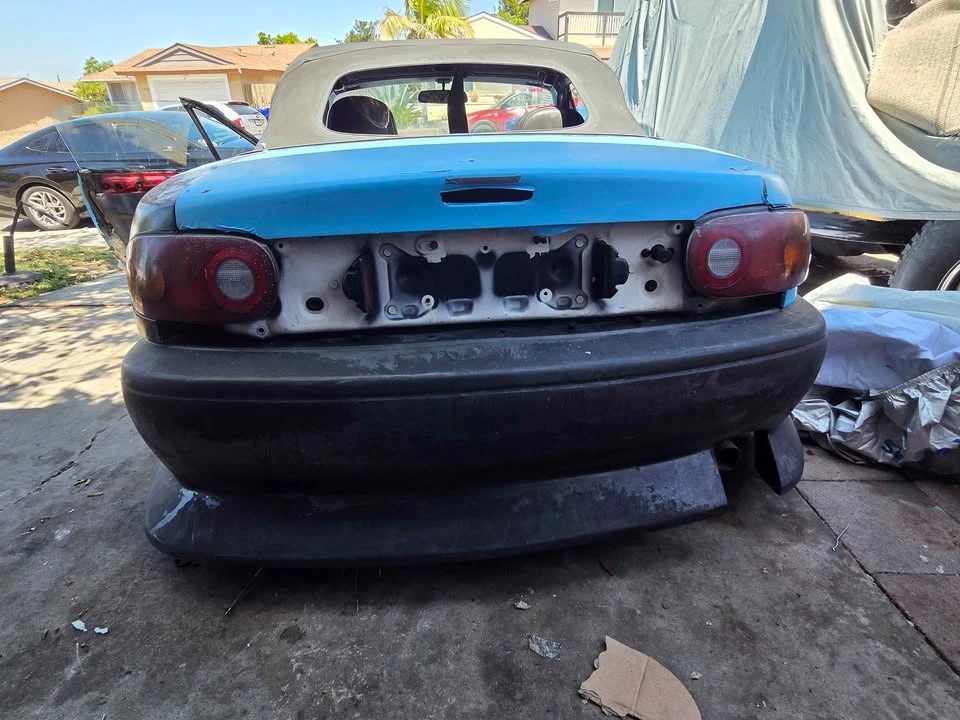1992 Mazda NA MX-5 Miata - Image 17 of 21
