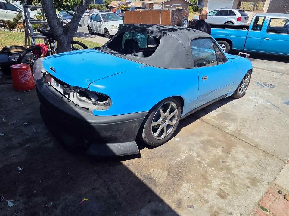 1992 Mazda NA MX-5 Miata - Image 11 of 21