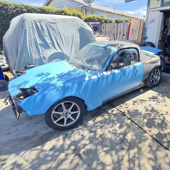 1992 Mazda NA MX-5 Miata - Image 2 of 21