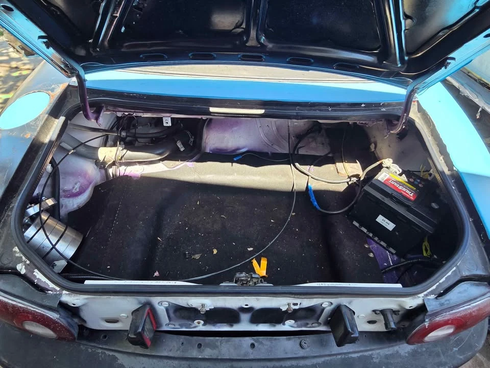 1992 Mazda NA MX-5 Miata - Image 18 of 21