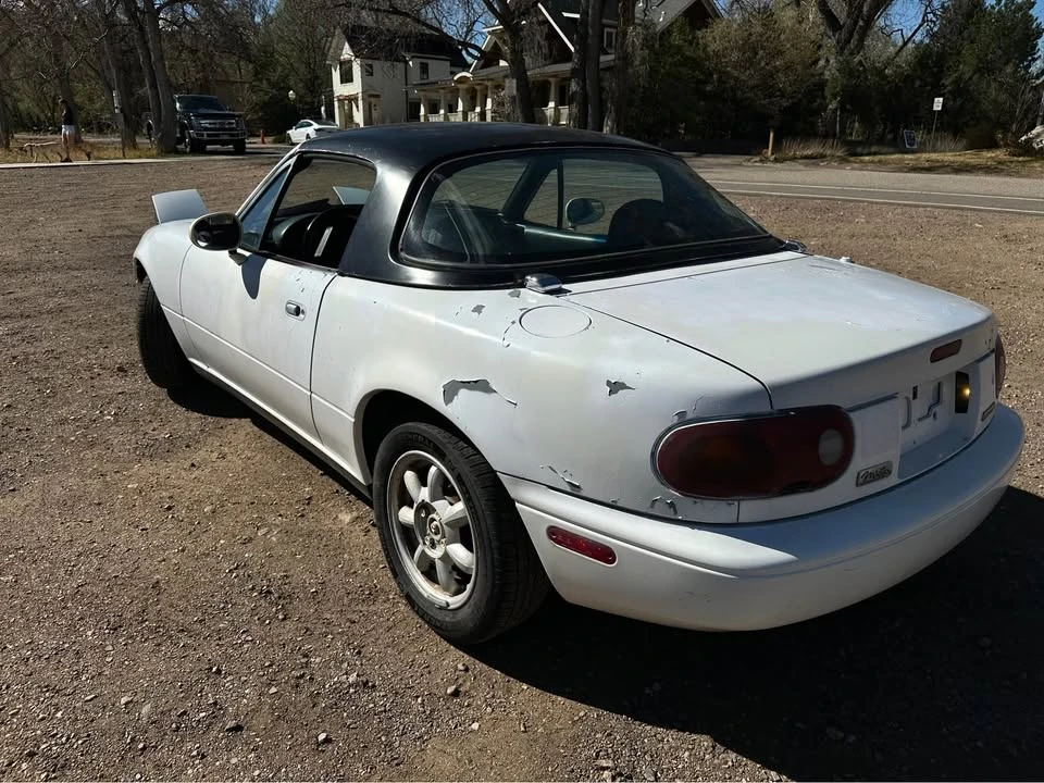 1992 Mazda NA MX-5 Miata - Image 9 of 16