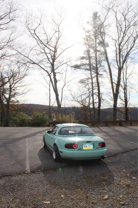 1992 Mazda NA MX-5 Miata - Image 2 of 10