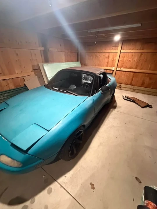 1992 Mazda NA MX-5 Miata - Image 2 of 12