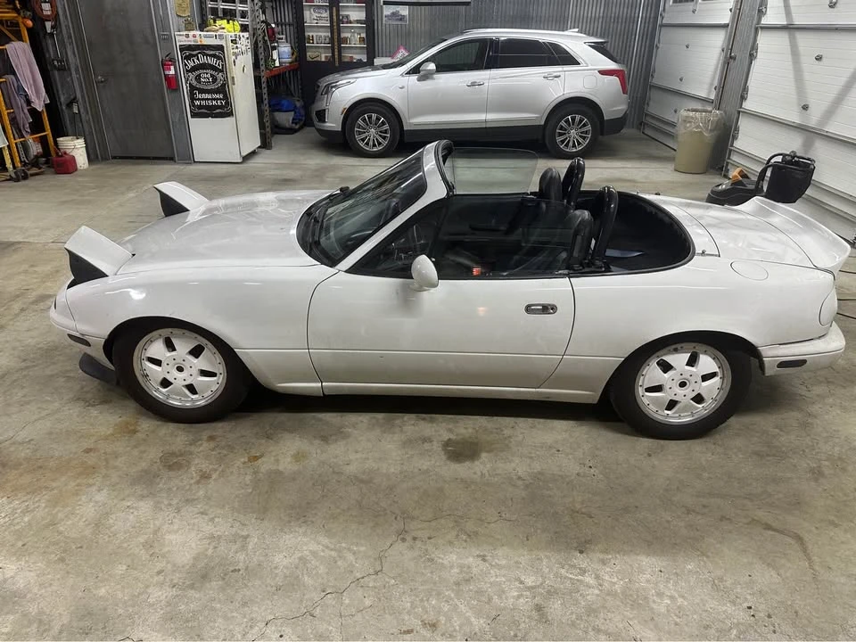 1992 Mazda NA MX-5 Miata - Image 4 of 9