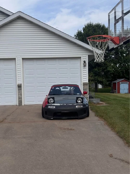 1992 Mazda NA MX-5 Miata - Image 2 of 11