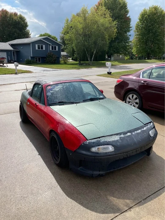 1992 Mazda NA MX-5 Miata - Image 6 of 11