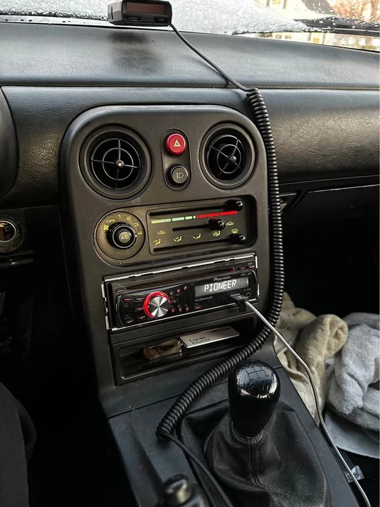 1992 Mazda NA MX-5 Miata - Image 7 of 7