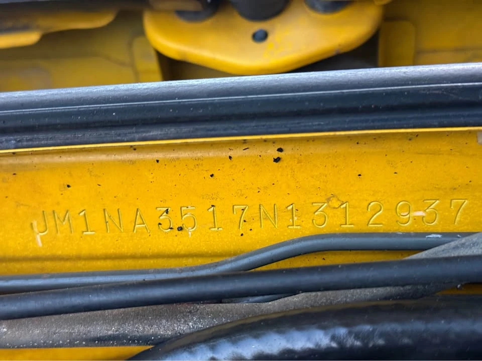 1992 Mazda NA MX-5 Miata - Image 17 of 20
