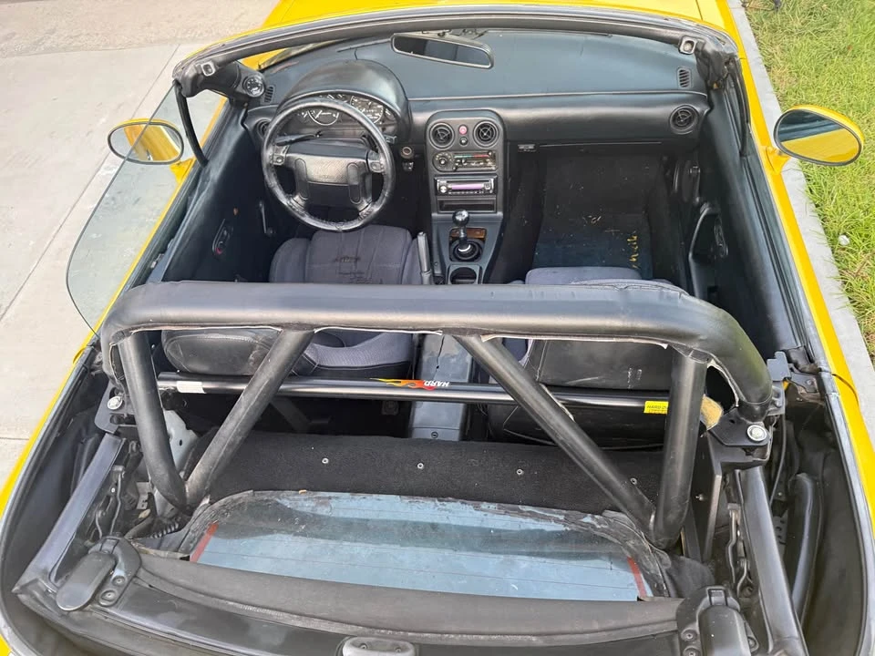 1992 Mazda NA MX-5 Miata - Image 6 of 20