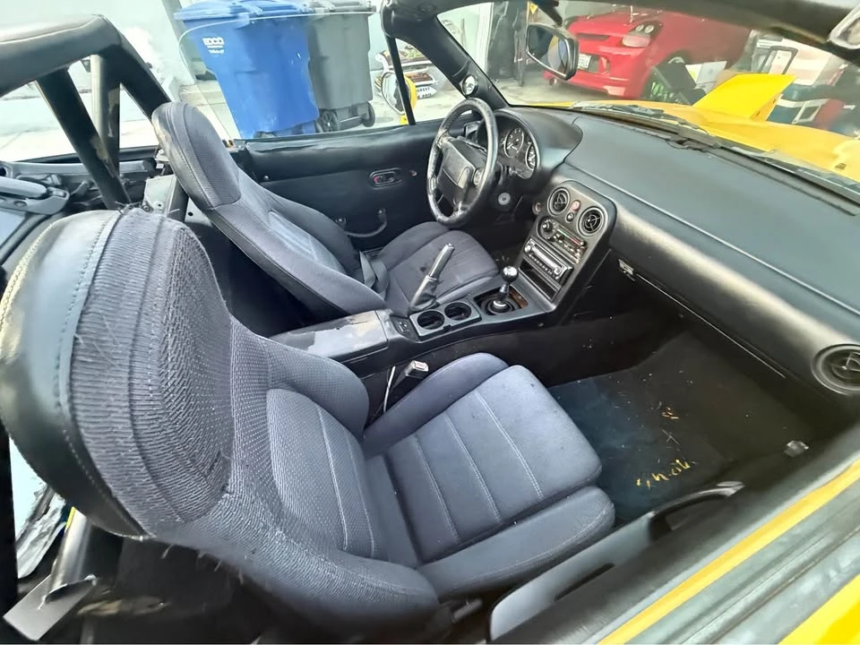 1992 Mazda NA MX-5 Miata - Image 7 of 20