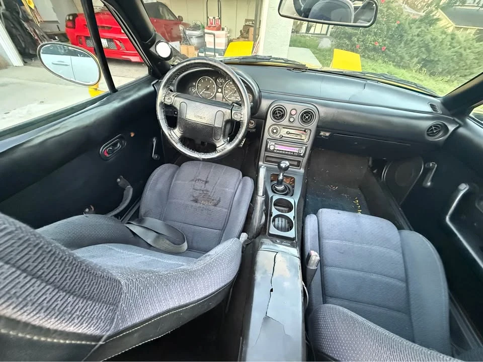 1992 Mazda NA MX-5 Miata - Image 10 of 20