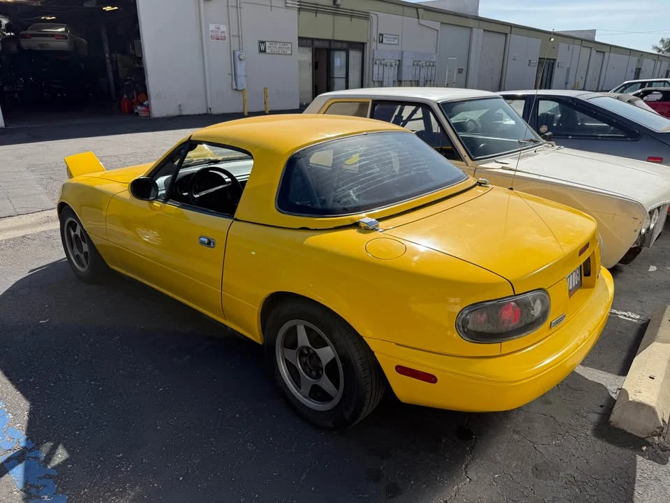 1992 Mazda NA MX-5 Miata - Image 3 of 20
