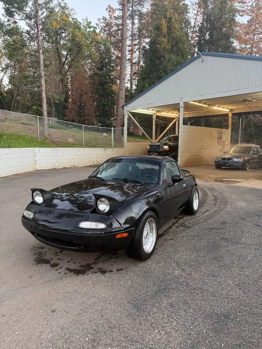 1992 Mazda NA MX-5 Miata - Image 4 of 15