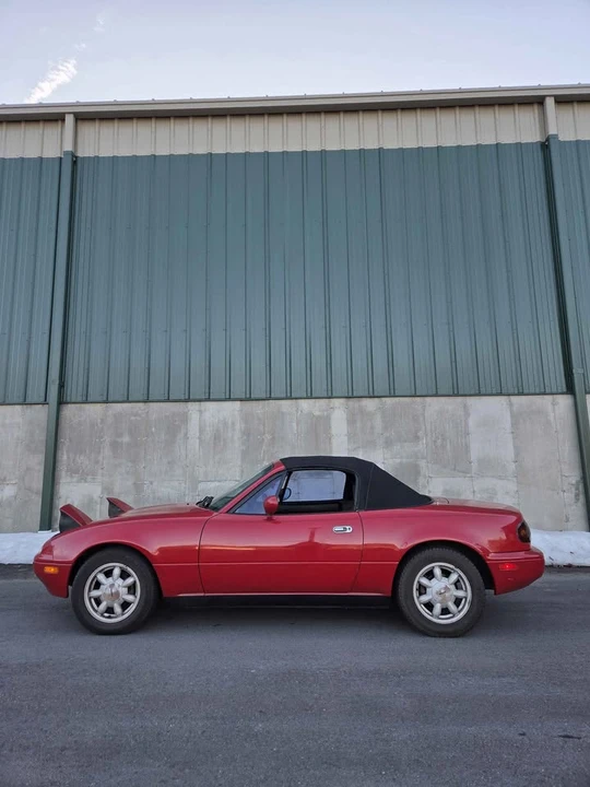 1992 Mazda NA MX-5 Miata - Image 2 of 9